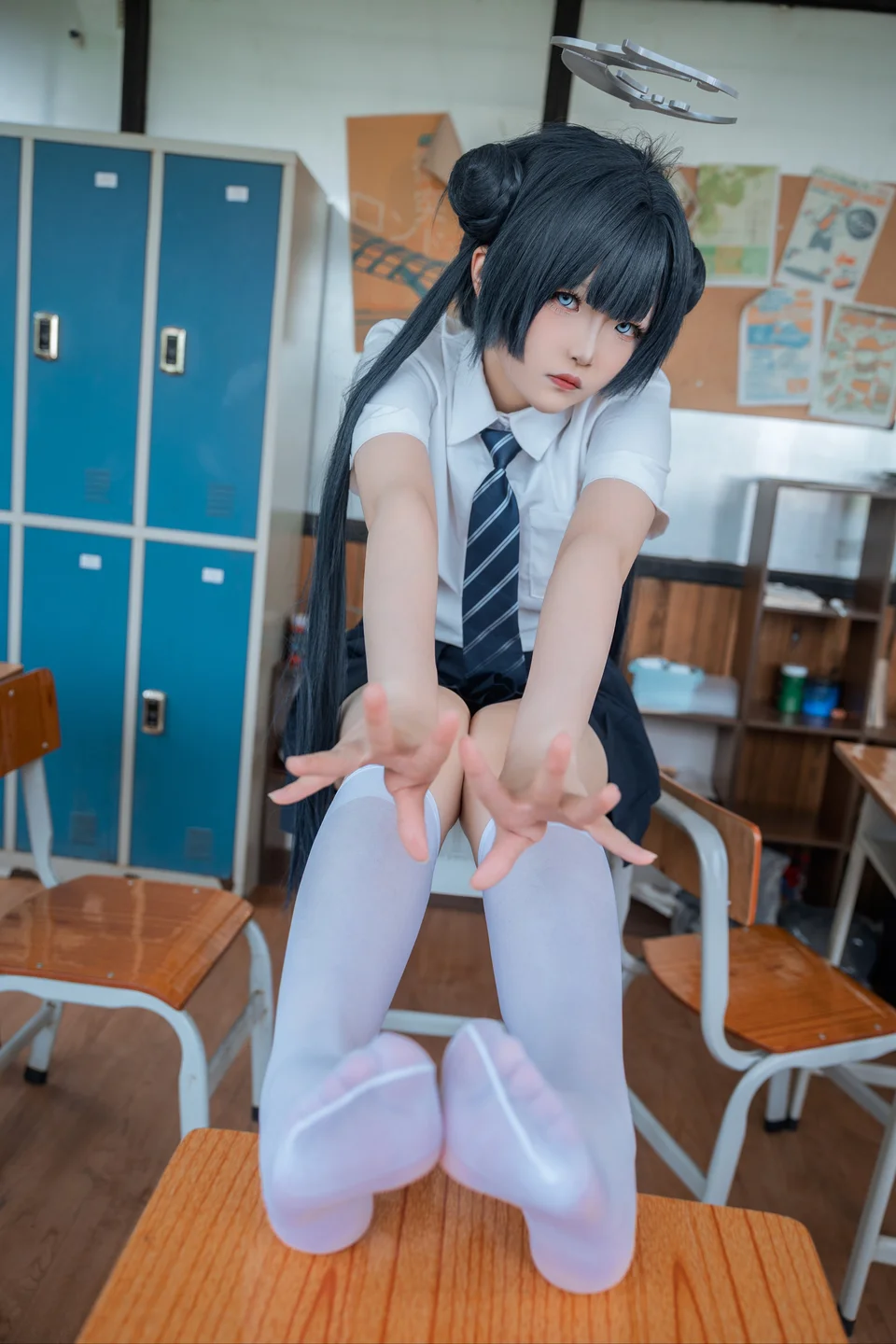 炸虾球耶呜_No_001_蔚蓝档案_妃咲_制服_44P_102MB tg@simisebaisi 【丝足阁】006.webp